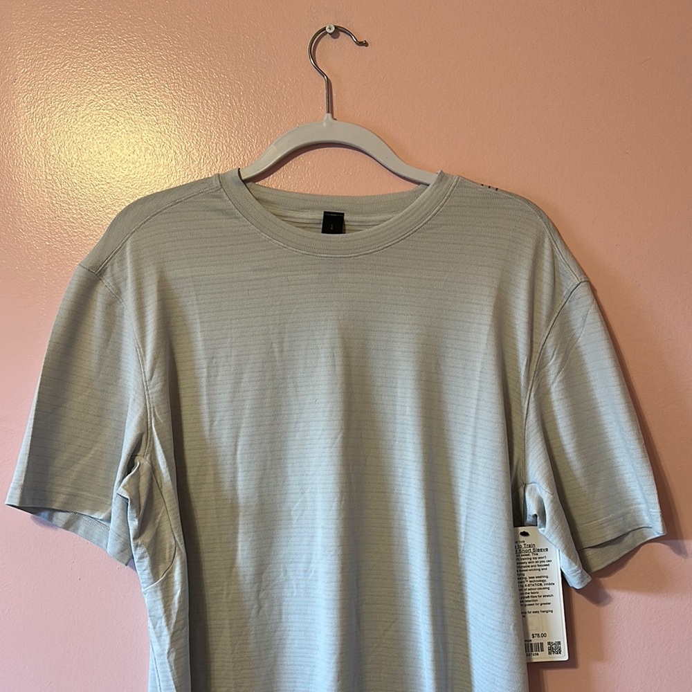 Lululemon License To Train Relaxed Short Sleeve